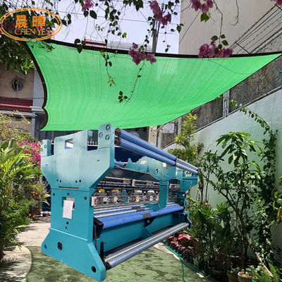 Máquina para hacer redes de sombra para aplicaciones hortícolas