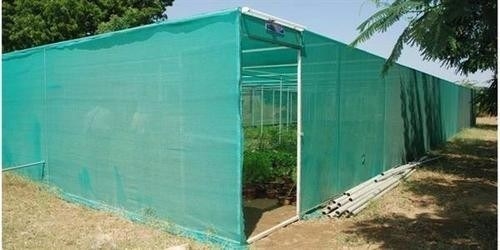 Máquina de alta productividad de HDPE para proveedores de redes de sombra verde con diferentes características y engranajes abiertos