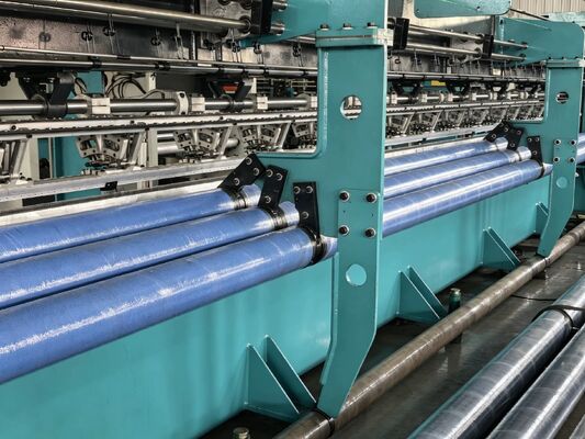 Máquina para fabricar redes de protección UV con ancho de trabajo personalizable y alta velocidad (200-450 rpm)
